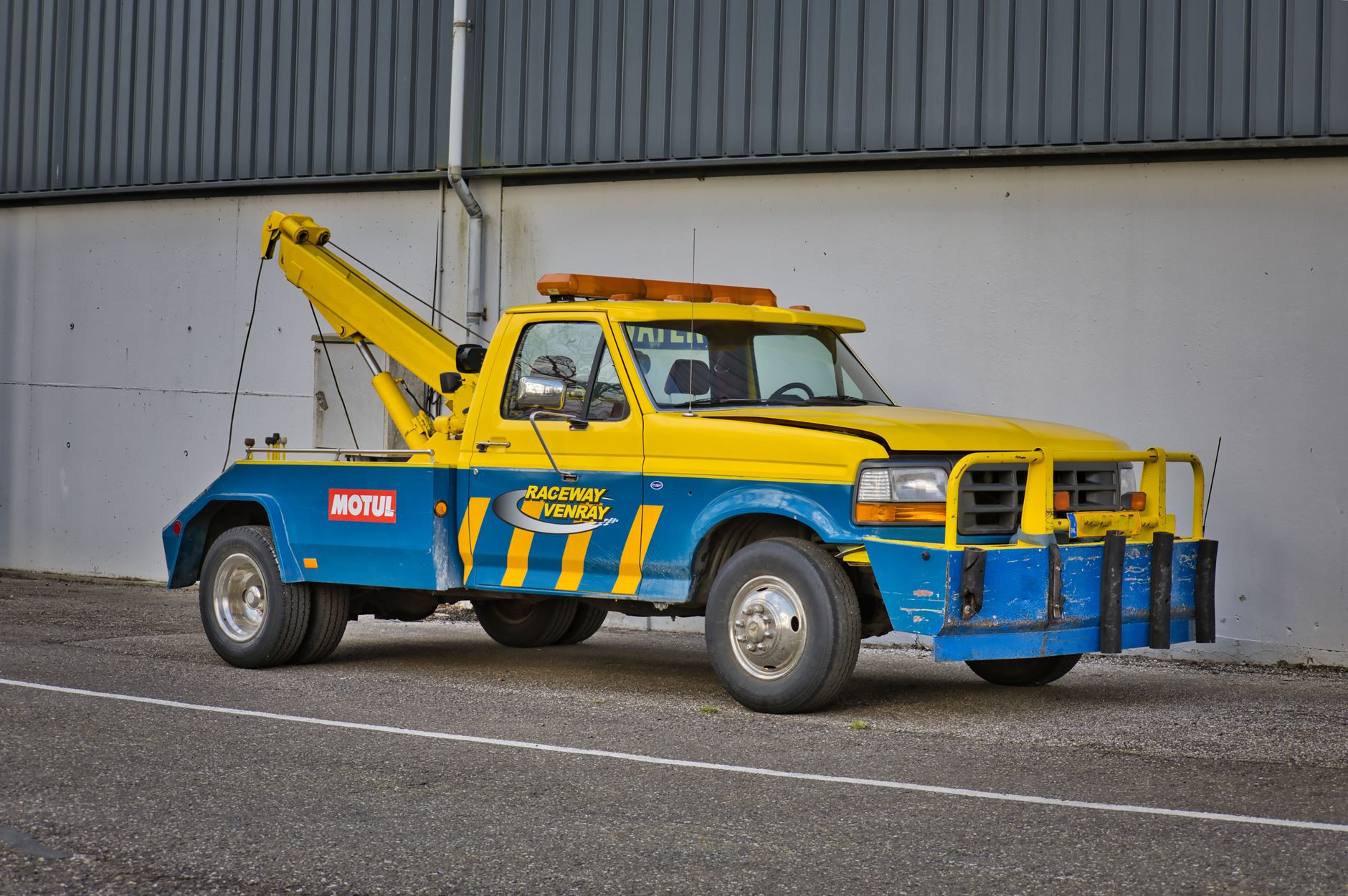 Remorquage voiture équipe à Auxerre